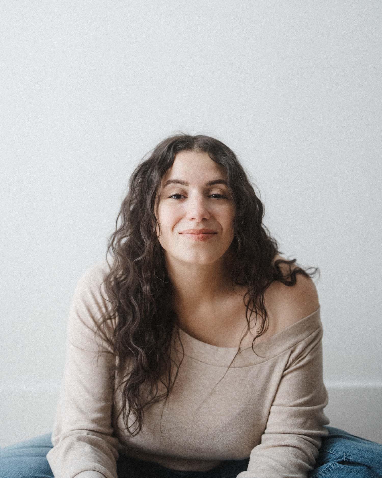 Carolina Hanna, Montreal family, newborn, baby, and maternity photographer portrait